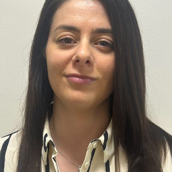 yasmin-lander yasmin-lander
